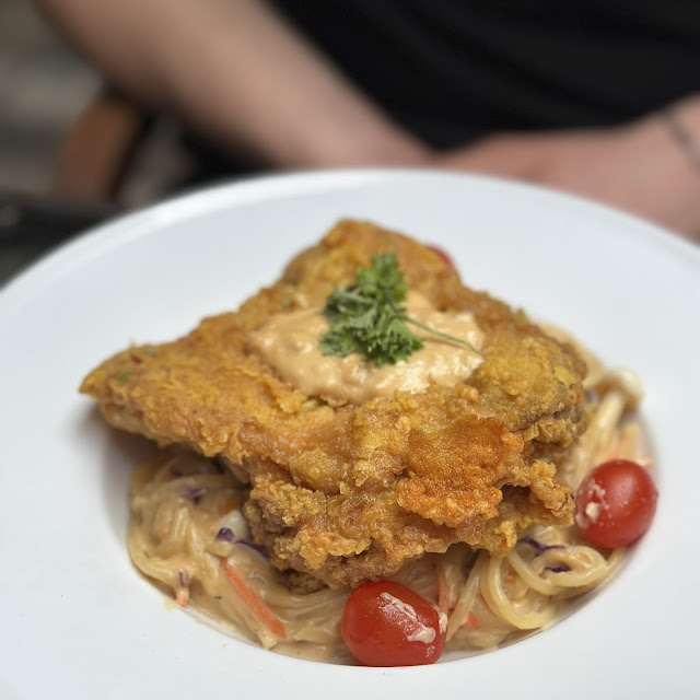 pas02 Buttermilk Chicken Chop Spaghetti