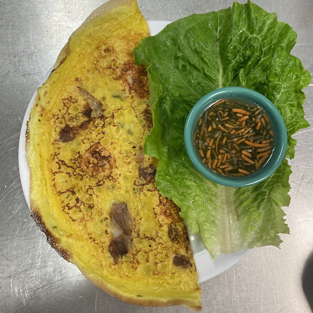 Vietnamese Crepe Banh Xeo