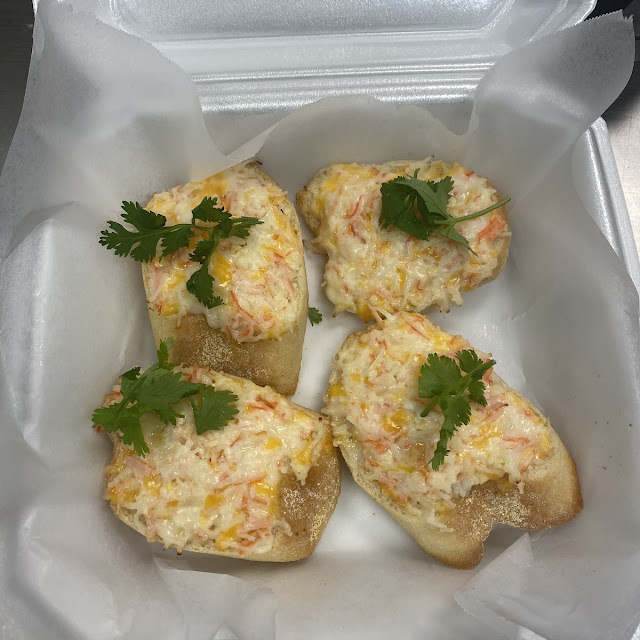 Banh MI Tom Cua Slice Sandwich 4 pcs