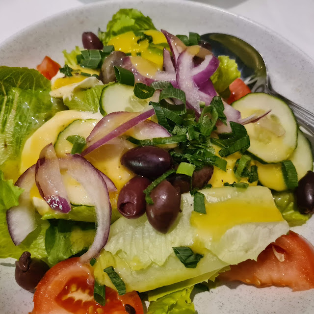 Italian Leaf Salad