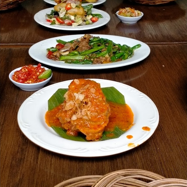Ayam Kapulaga