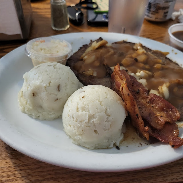 Liver and Onions with Bacon and Mash