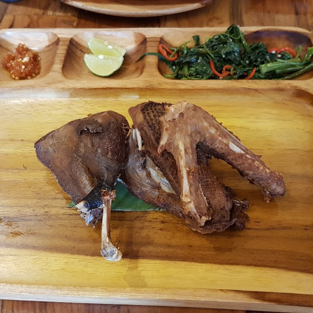 Bebek Goreng