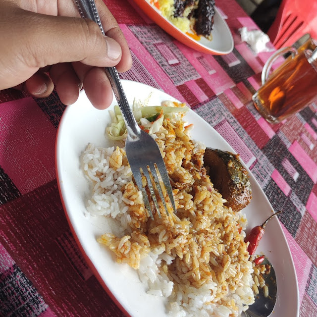 Nasi Dagang Gulai Ikan Tongkol