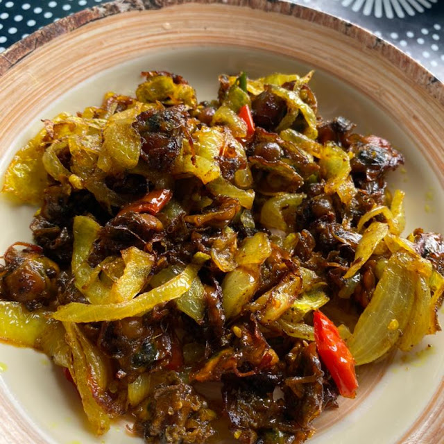 Kapis Goreng Kunyit