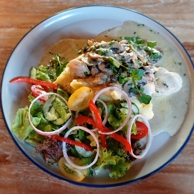 Chicken Mushroom & French Fries