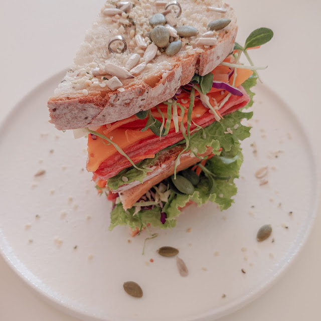 Classic blt