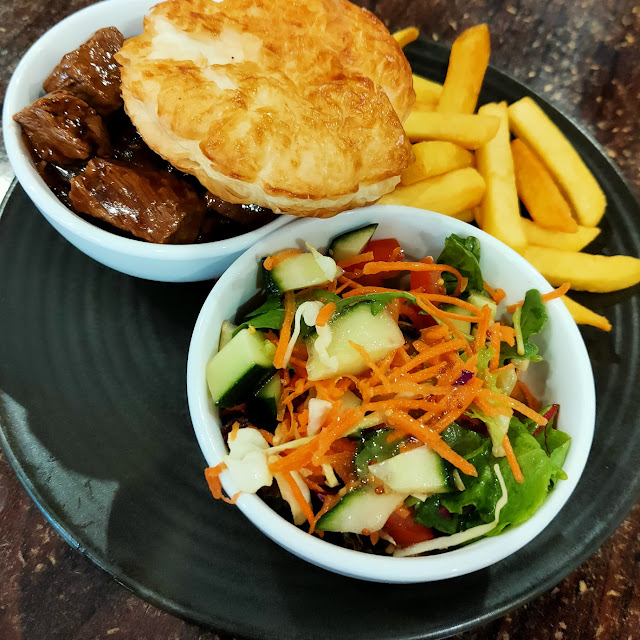 Beef & Guiness Pie