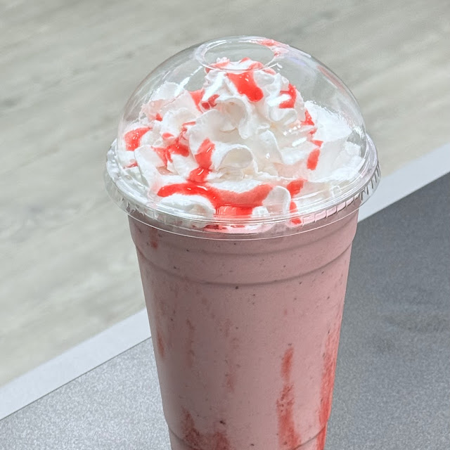 Strawberry Dreams Shake