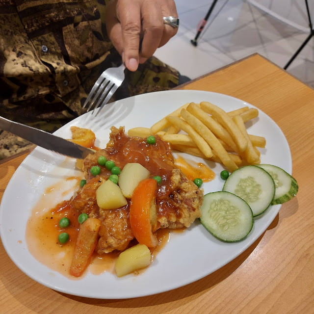 Hainan Chicken Chop
