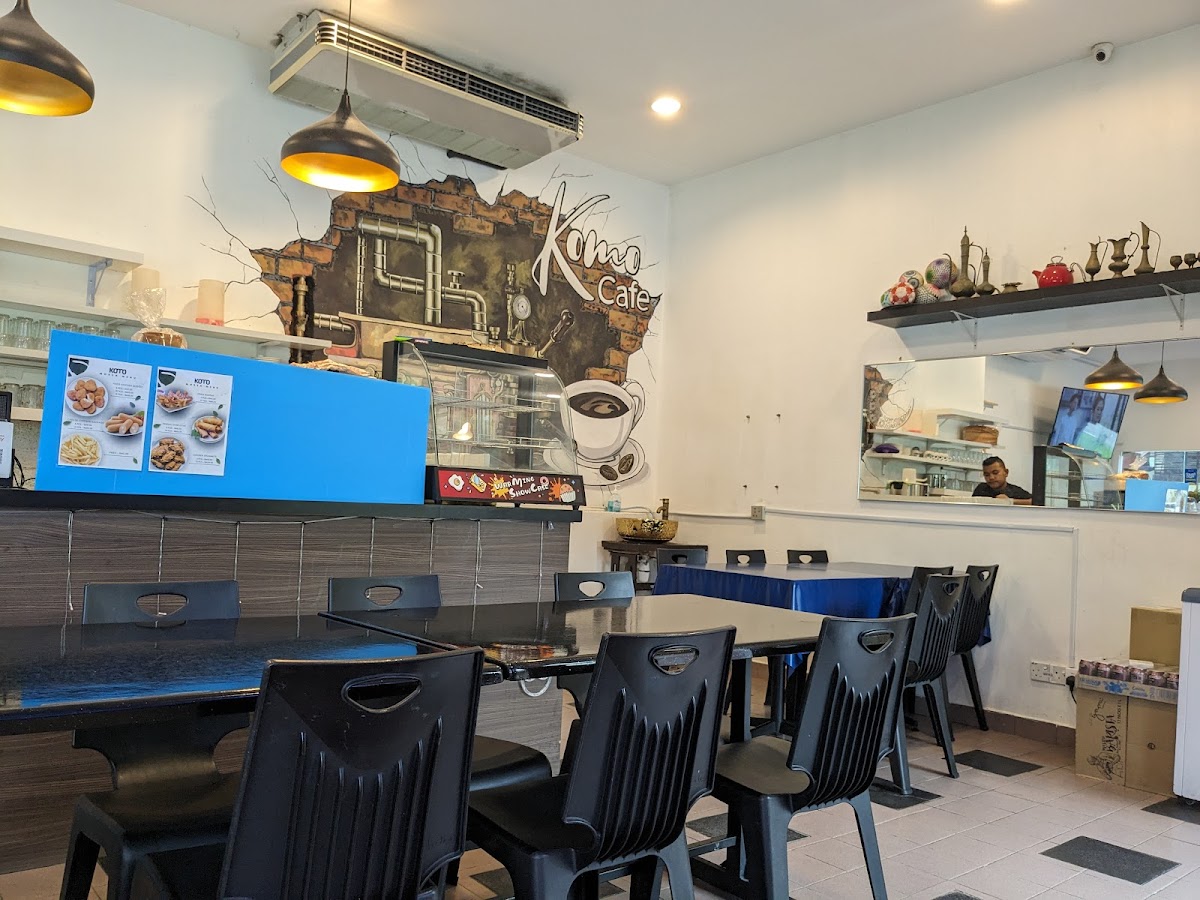 KOMO KOPITIAM @ TTDI