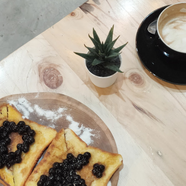 Toast & Cafe