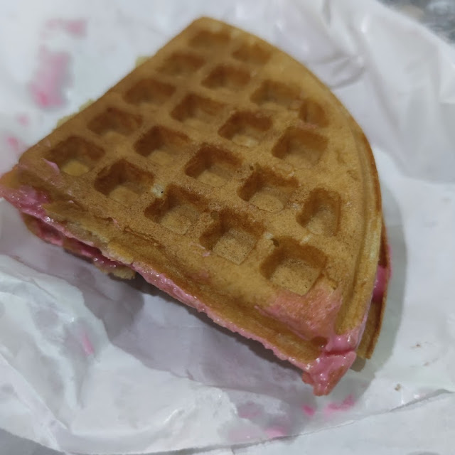 Waffle Strawberry Chocolate