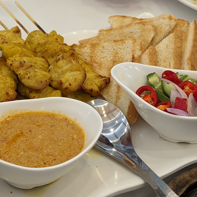 豬肉沙嗲 pork satay