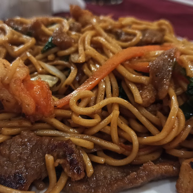 Assorted Chow Mein
