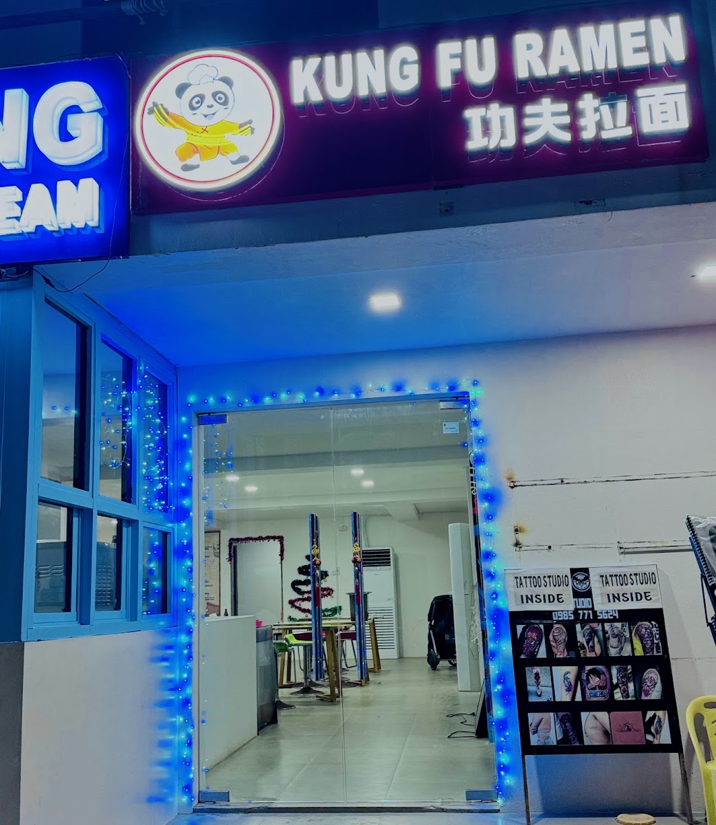 Kung Fu Ramen Restaurant/ Noodles. 功夫拉面