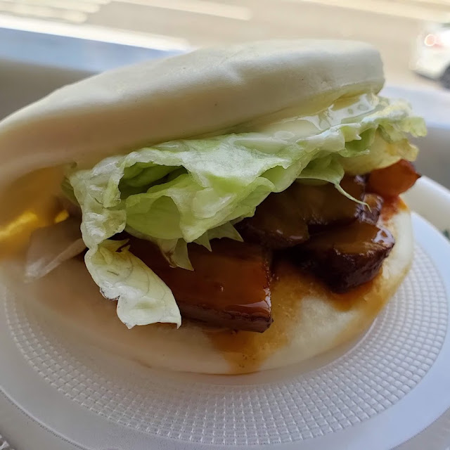 Kuro-Obi Pork Buns