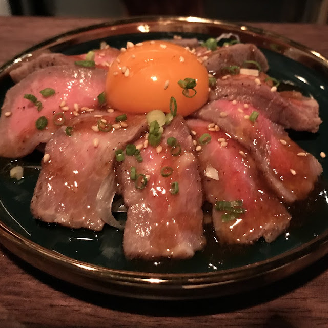 和牛ローストビーフユッケ
