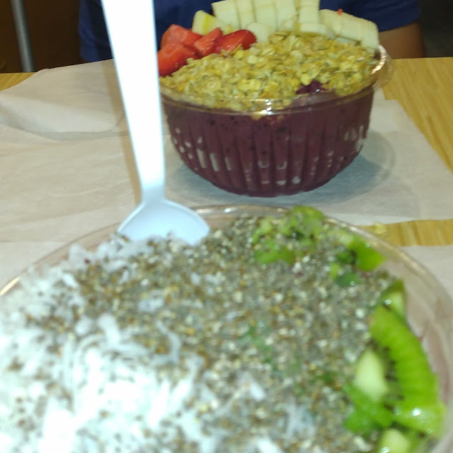 Tropical Acai Bowl