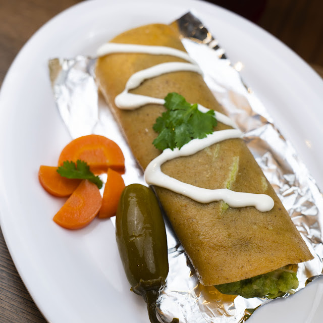 Taco de Pollo Gigante