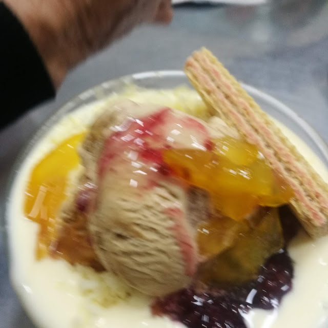 Gelatina Con Helados Variados