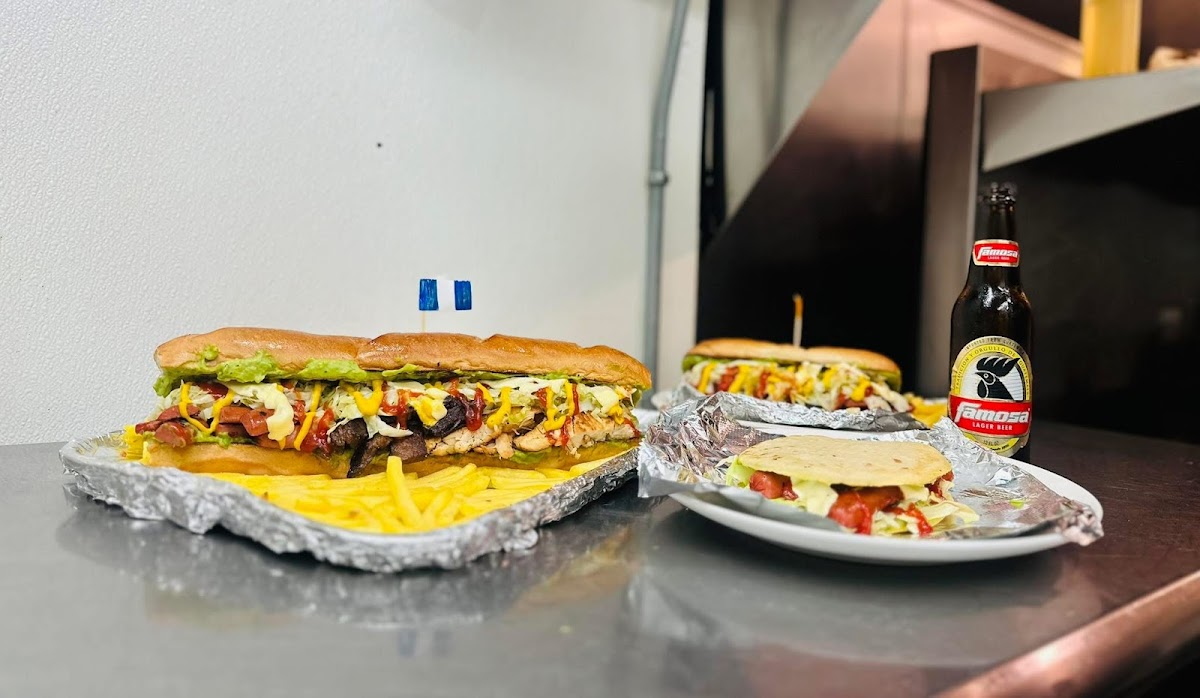 La Chapinita Latino Grocery Store & Taqueria