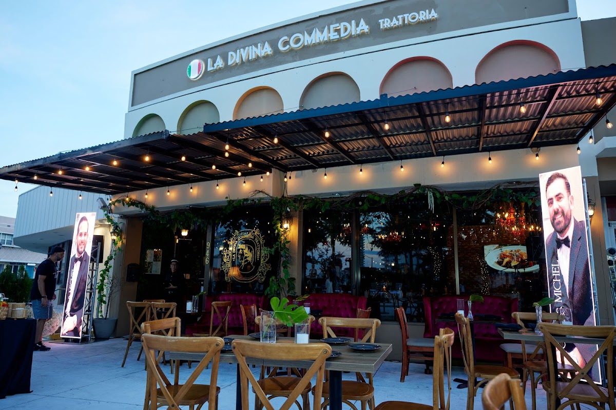 La Divina Comedia Gastro Bar