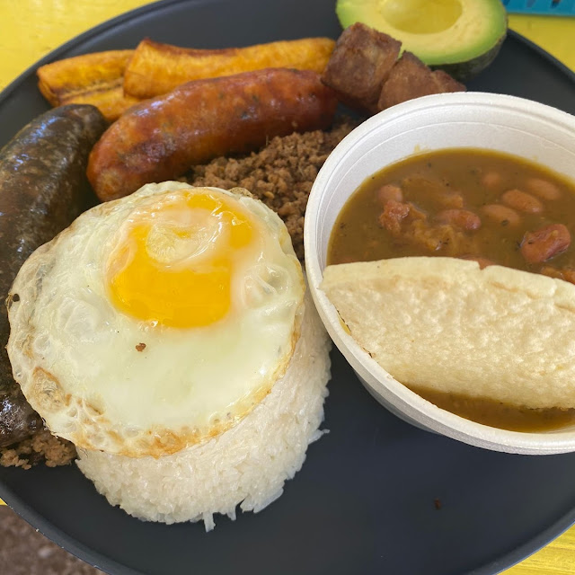 Bandeja Paisa
