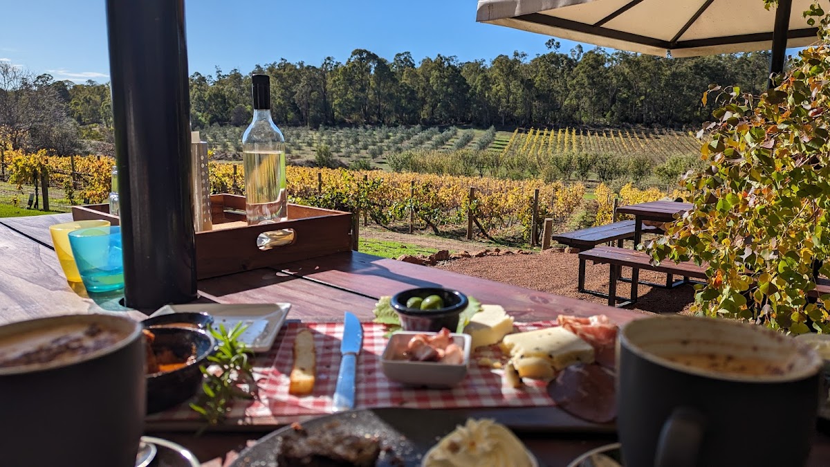 La Fattoria - 211 Merrivale Rd