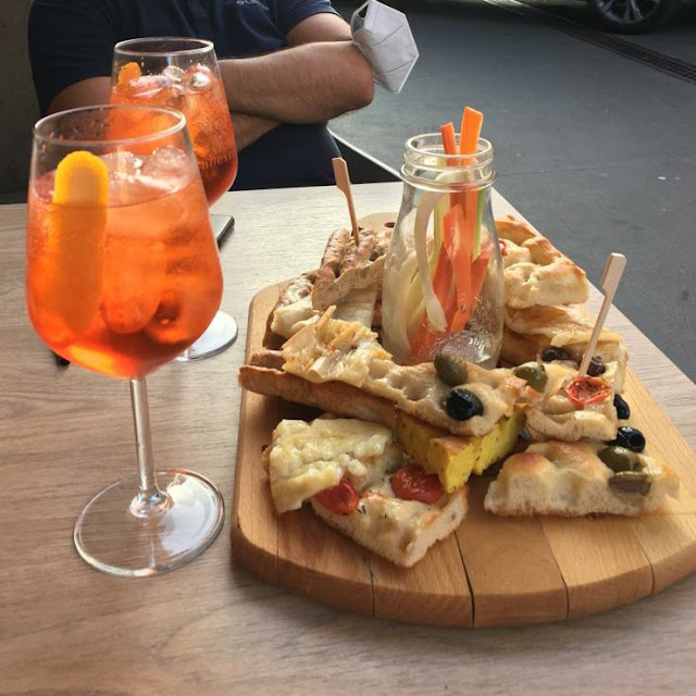 Promotion Aperol Spritz with Focaccia