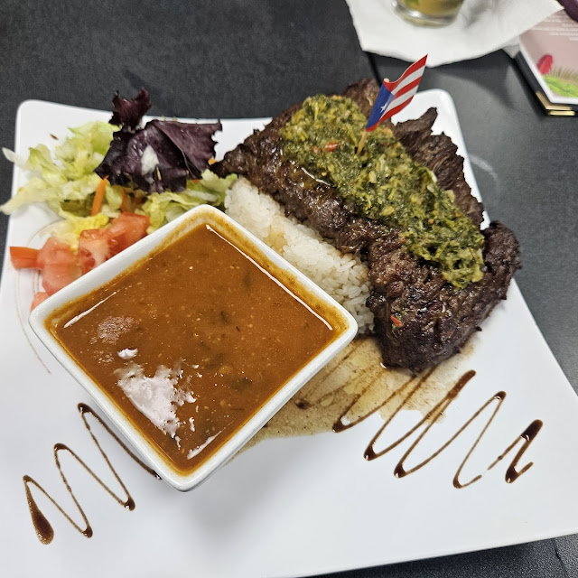 Churrasco a La Parrilla En Salsa Zetas O Chimichhurri