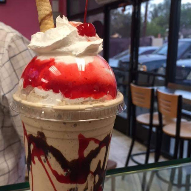 Strawberry Sundae