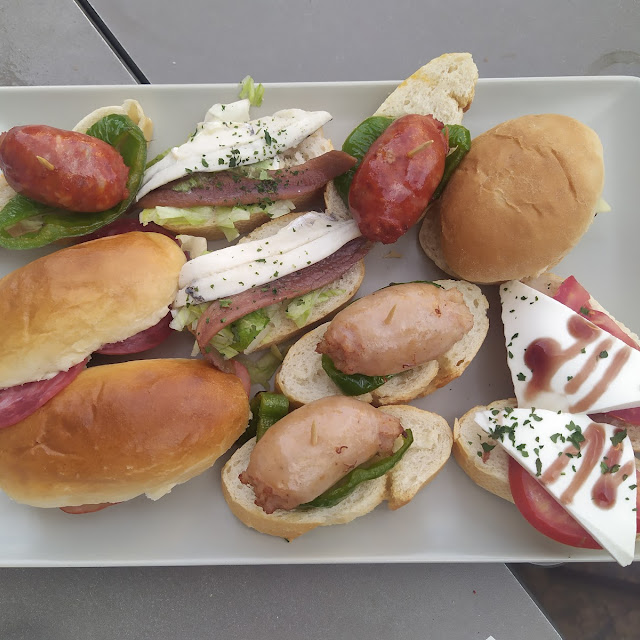 Pinchos Varios