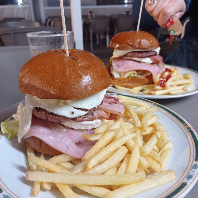 Hamburguesa la Penultima