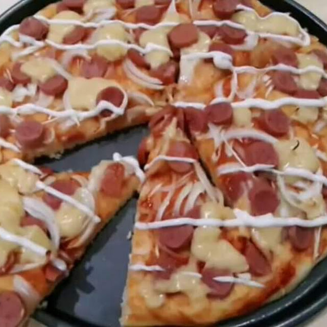 Pizza Sosis