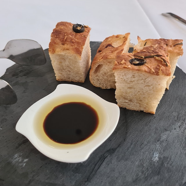 Complimentary Bread Basket