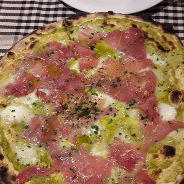 Pizza Al Tonno Rosso