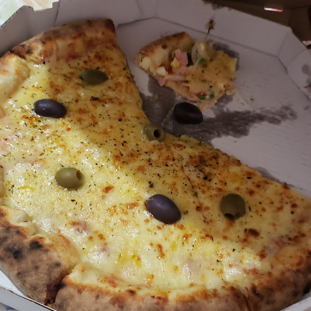 Pizza Mussarela