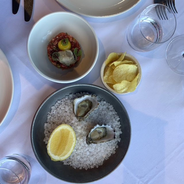 Borsa Da Tappeto 'Carpetbag Steak' Wagyu Beef Crudo Rock Oyster Quail Egg Prosciutto Chips
