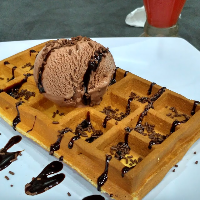 Waffle Chocolate Ice Cream