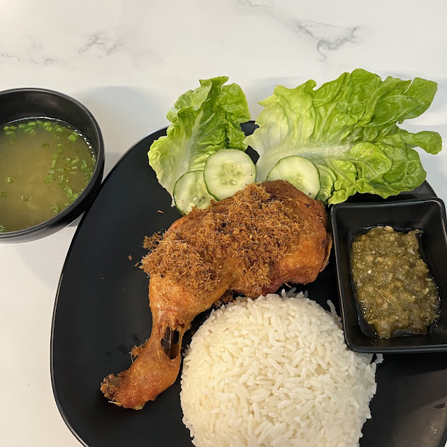 Nasi Ayam Berempah