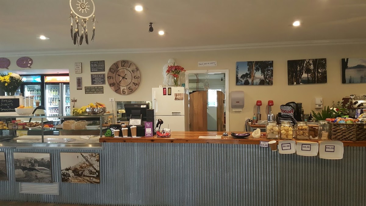 Lake Vue Cafe