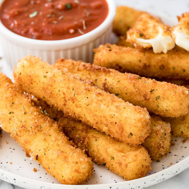 Mozzarella Cheese and Marinara