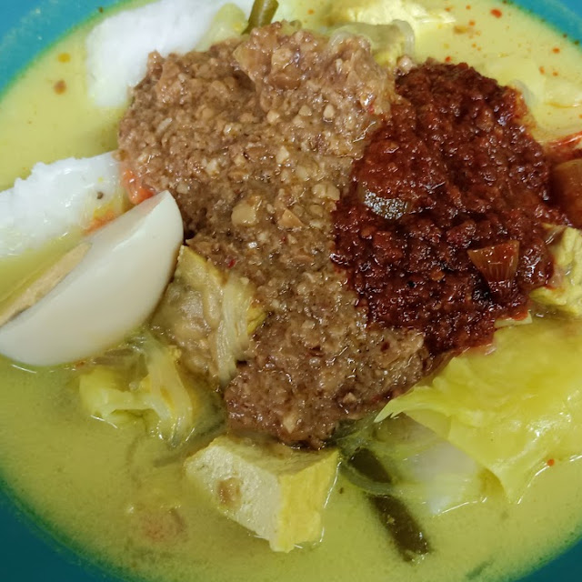 Lontong