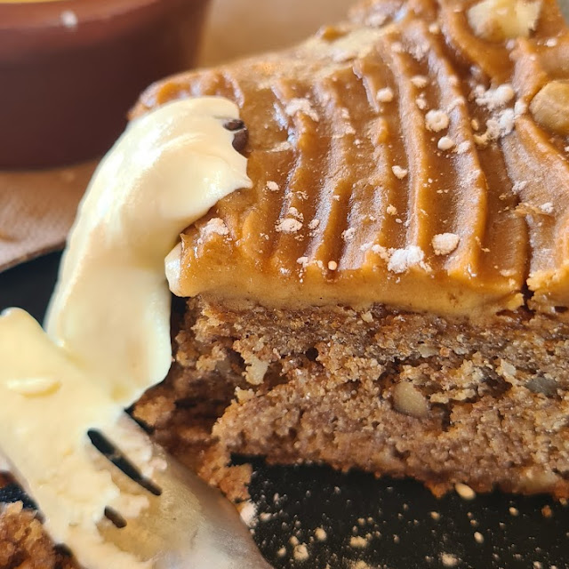 Coffee Walnut Cake