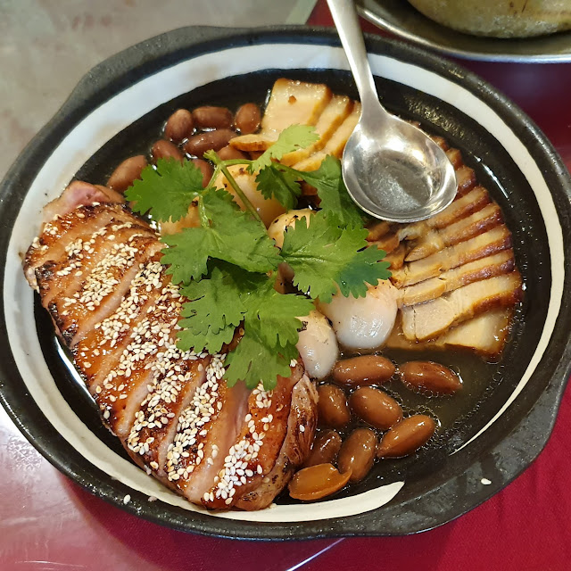 Smokey Platter Lychee Duck with Braised Pork with Peanut