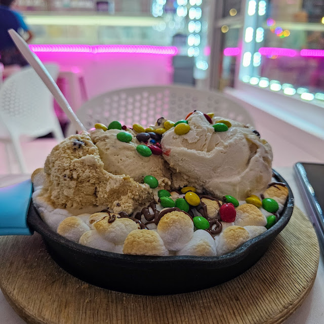 Smores Cookie Skillet