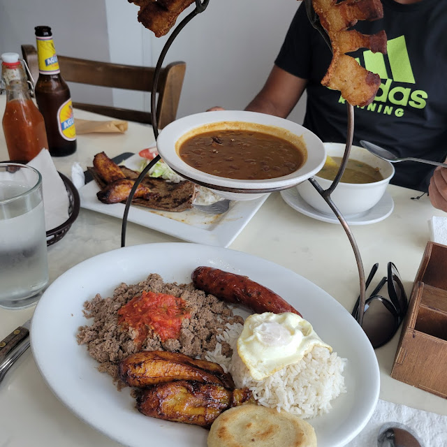 Bandeja Paisa