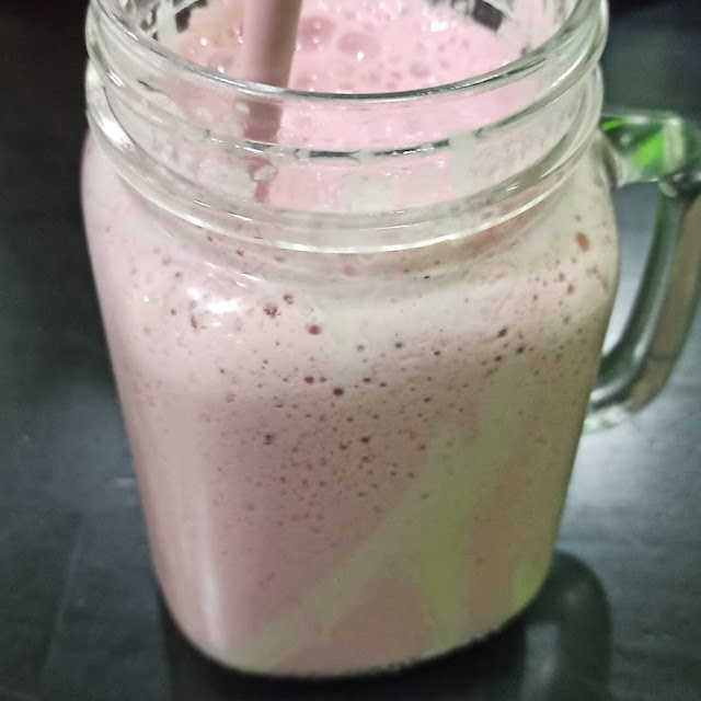 Jugo de Mora En Leche