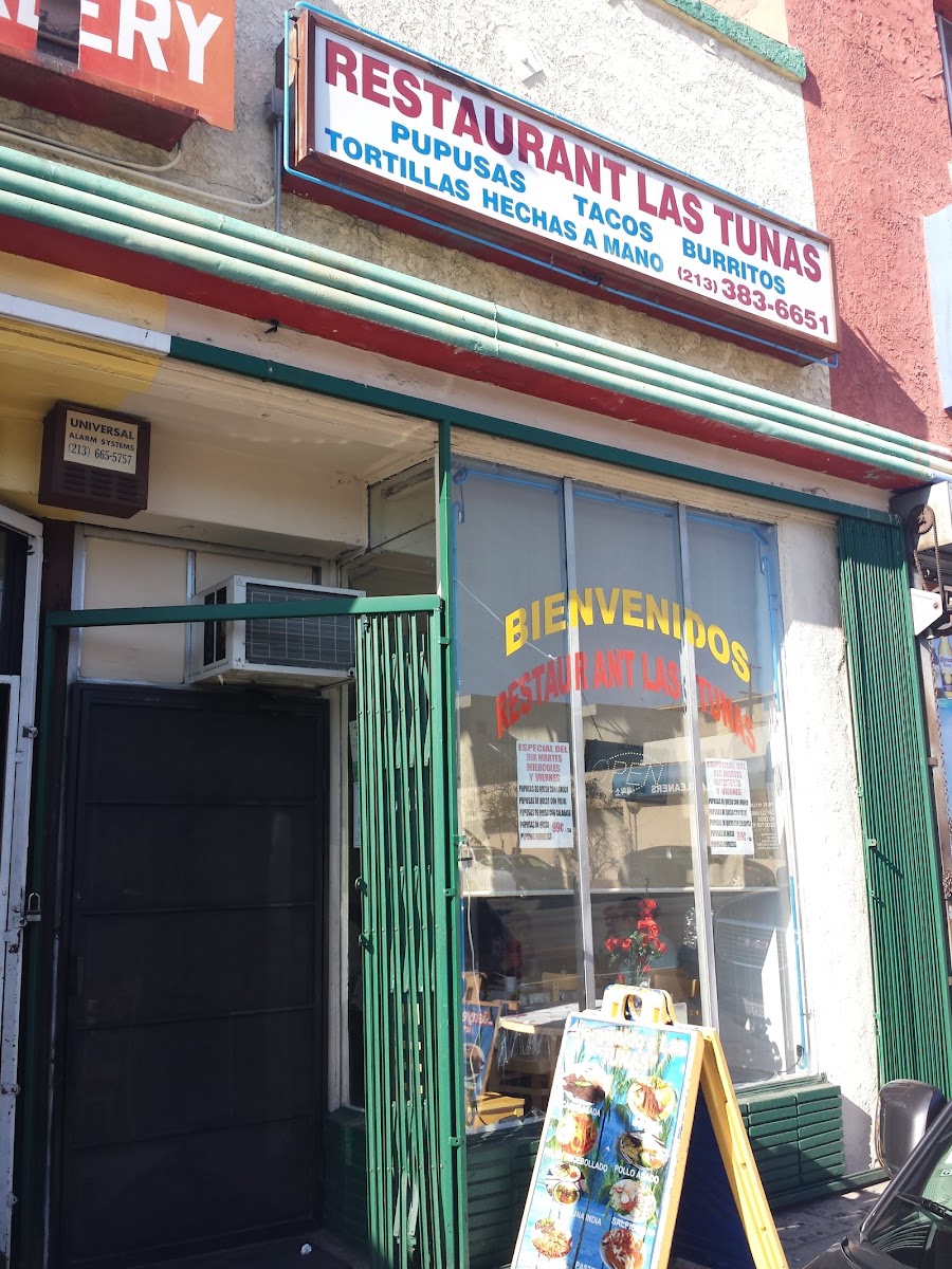 Las Tunas Restaurant